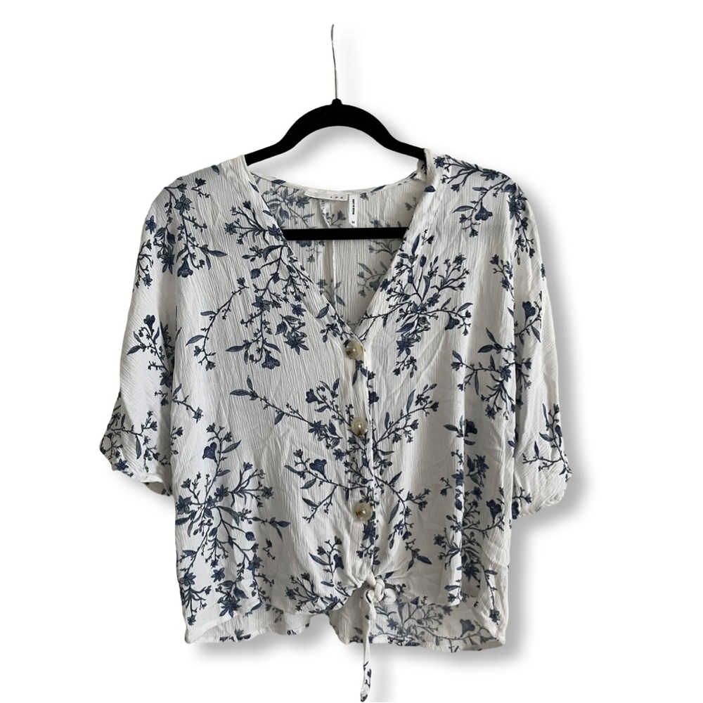 LUQ floral blouse